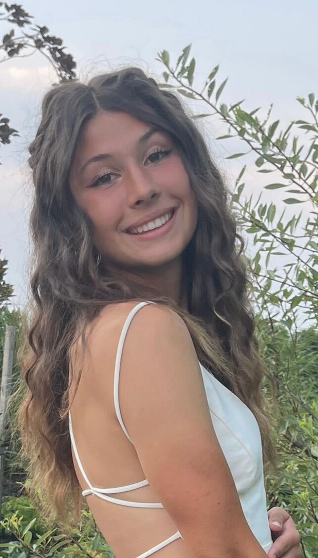Macie Jacquet headshot.jpeg
